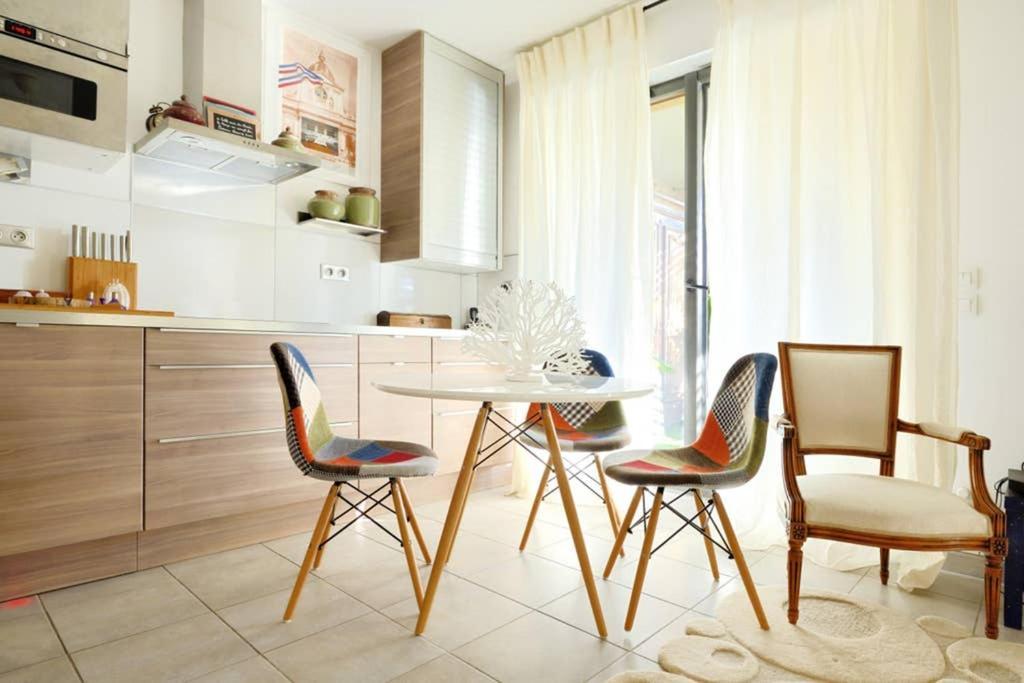 Le Precieux - Superbe Appart Confort Avec Grande Terrasse De 25M2 - Parking Prive Proche Centre Ville D'Aix En Provence - Hopital Hpp - Creps Aix-en-Provence Exterior photo